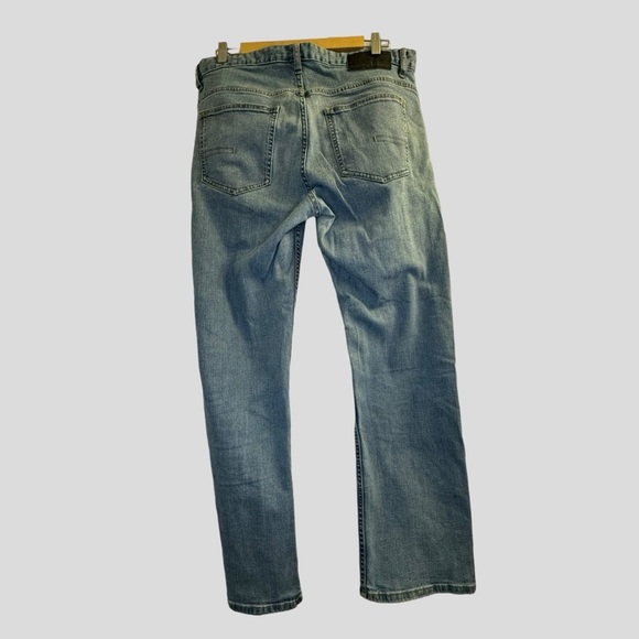 Calvin Klein Men’s Jeans 34 X 30  Blue Straight Leg - Picture 12 of 14